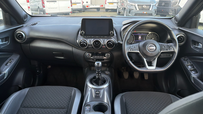 Nissan Juke 1.0 DiG-T 114 N-Connecta 5dr Petrol Hatchback